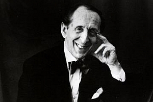 《霍洛维茨经典录音珍藏限量版70CD》百度云网盘下载[APE/10.45GB]