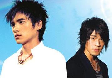 元卫觉醒[3张专辑]歌曲合集百度云网盘下载[FLAC/MP3/1.09GB]