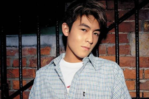 陈冠希Edison Chen歌曲合集百度云网盘下载(2000-2018年28张专辑/单曲)[FLAC/MP3/4.77GB]
