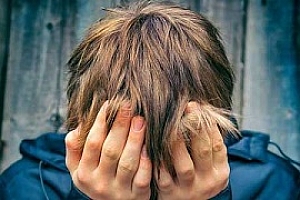 《焦虑症的魅力心态破解5大困境》百度云网盘下载[RM/560.14MB]