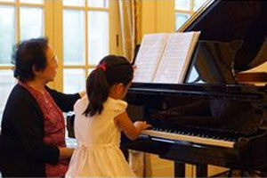 钢琴教学启蒙+基础+指法练习+进阶+考级教程合集打包阿里云网盘下载[RMVB/FLV/PDF/MP4/MP3/76.00GB]